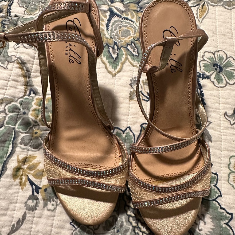 Camille la vie heels in champagne color